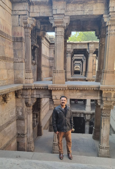 ബൈ ഹരിർ സുൽതാനി മസ്ജിദ്