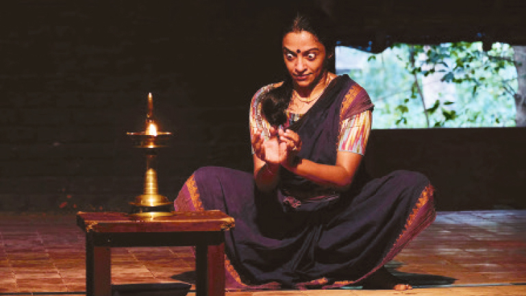 കപില വേണു അരങ്ങിൽ